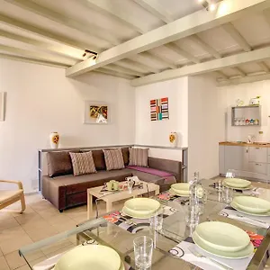 Three Bedroom Campo Dei Fiori Apartamento