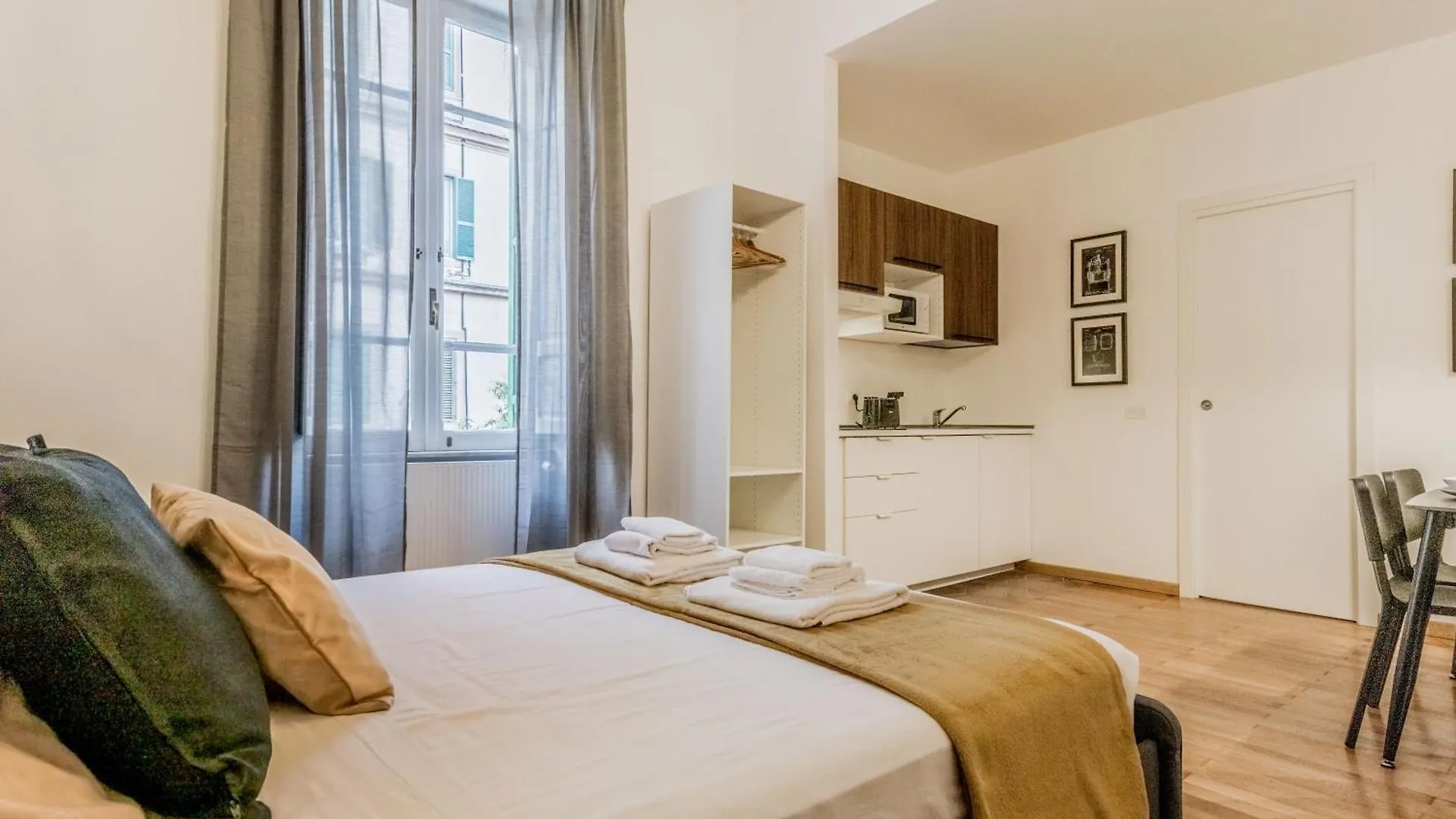 Guest house Palazzo Sapienza Design Suites Rome Italy