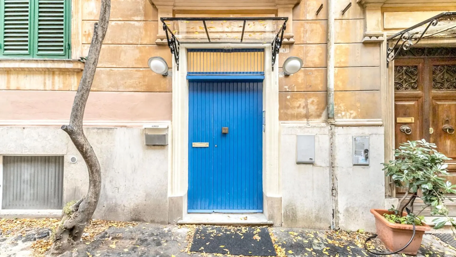 Palazzo Sapienza Design Suites Rome Italy